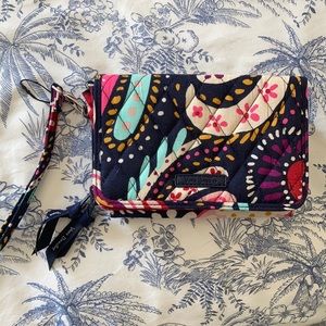Vera Bradley paisley purse